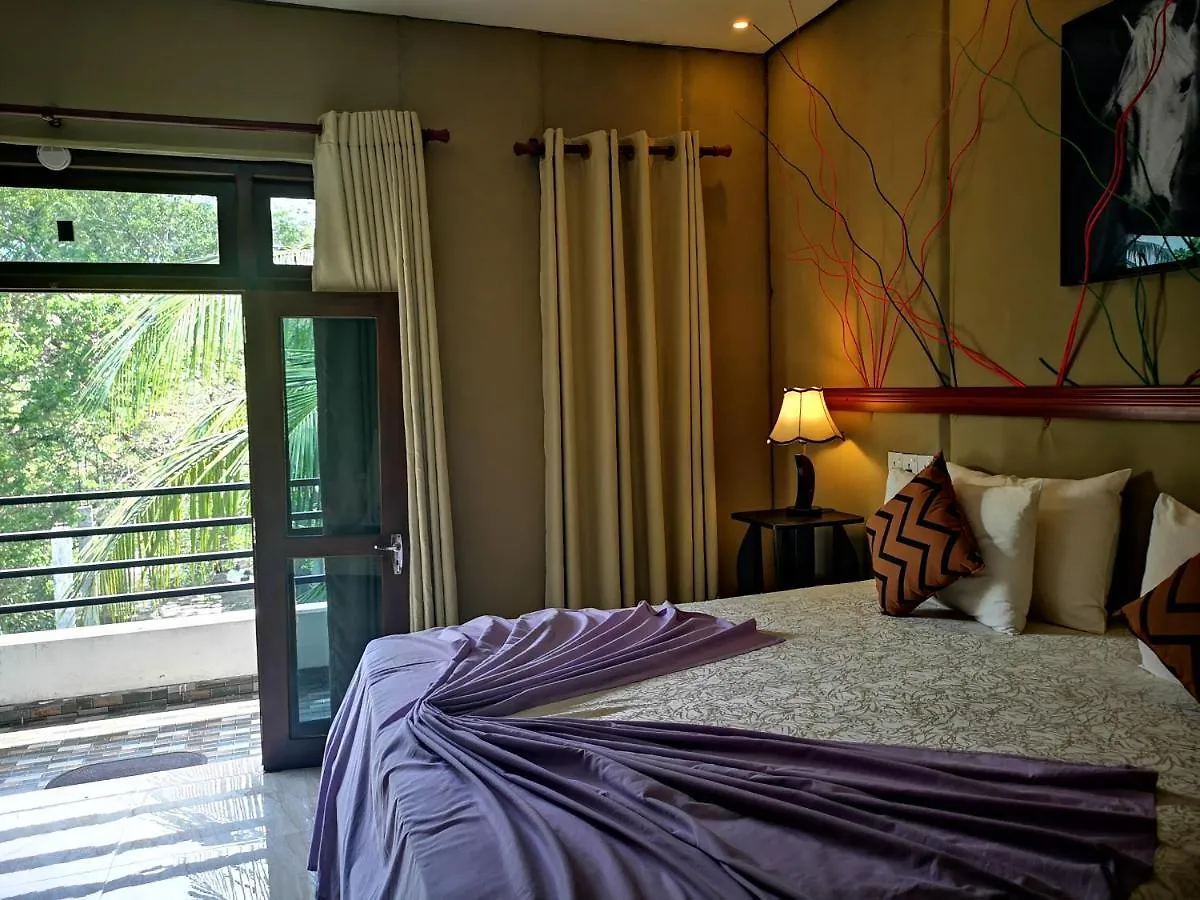 Serendib Village Guest House Negombo 3*,