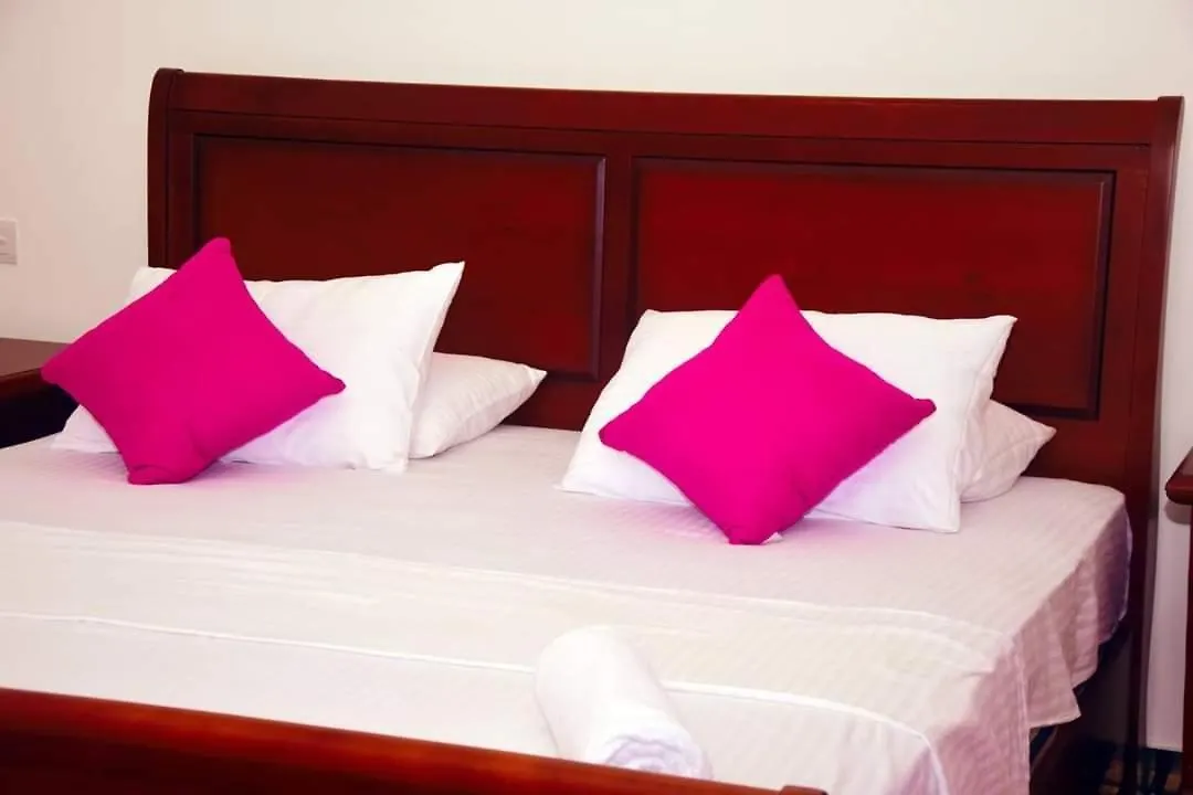 Serendib Village Guest House Negombo 3*,  Sri Lanka