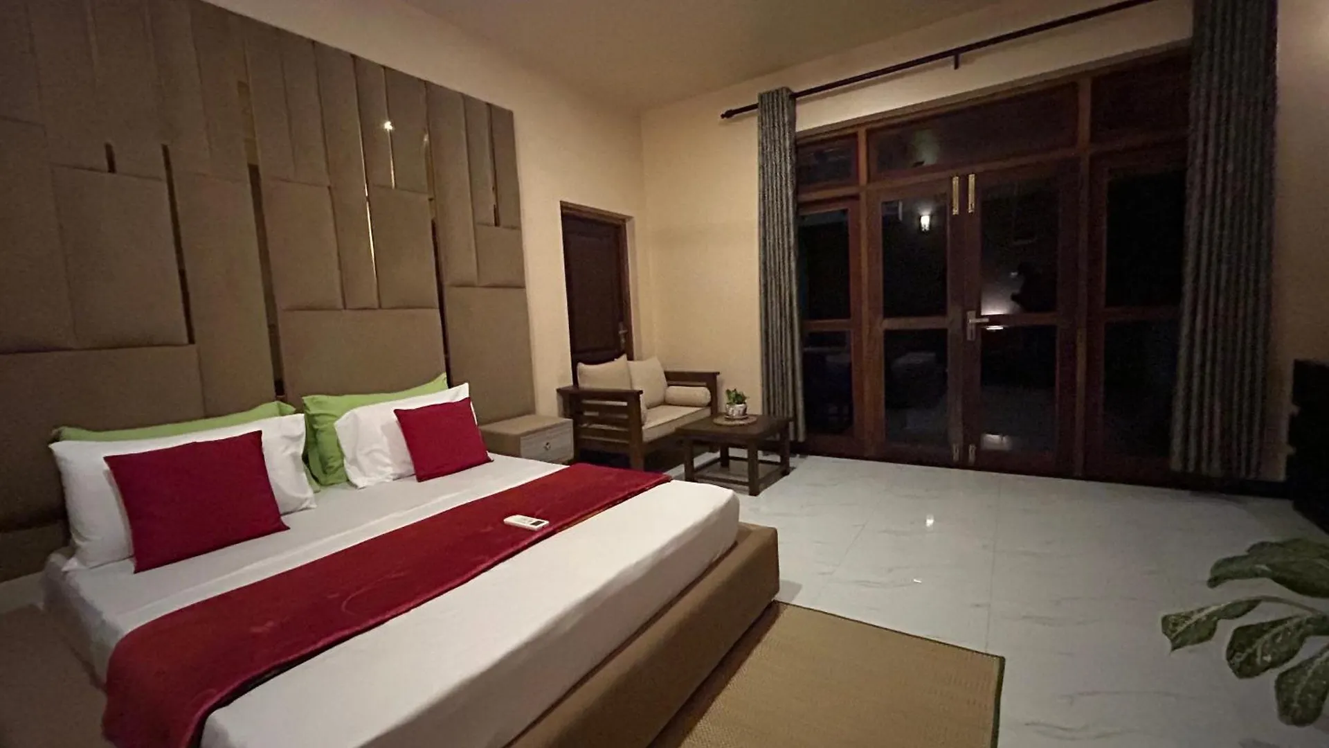 Serendib Village Guest House Negombo 3*,