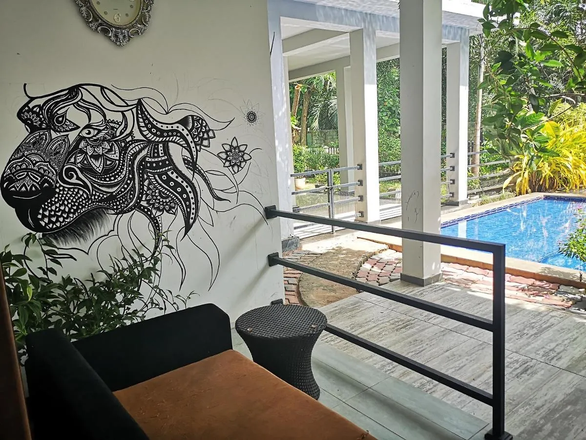 Serendib Village Guest House Негомбо