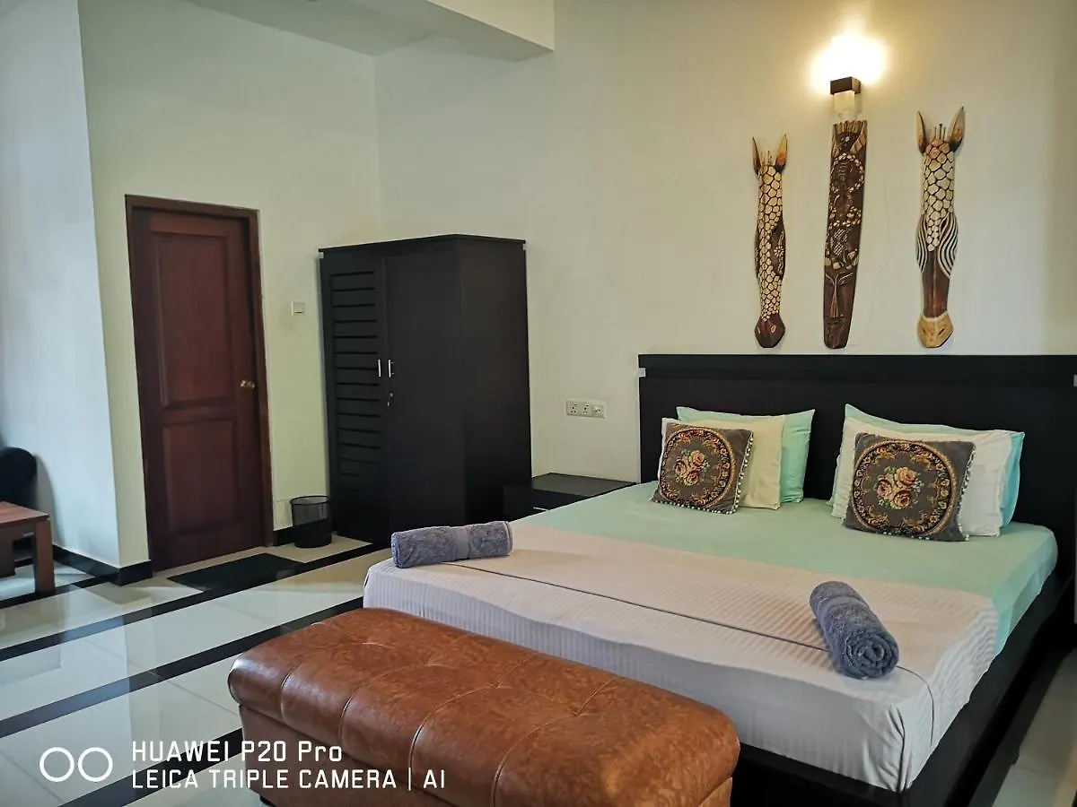 Serendib Village Guest House Негомбо Шри-Ланка